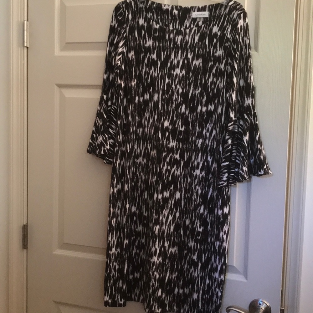 Calvin Klein black/ white dress with bell sleeves